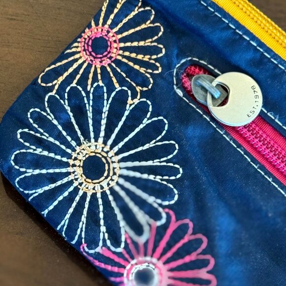 Travelon Safe ID Daisy Double Zip Clutch Wallet In Navy Travel Lightweight VGUC - Picture 3 of 12